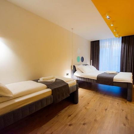 Hotel 4 Llulla 프리슈티나 외부 사진