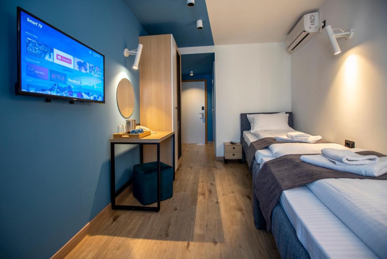 Hotel 4 Llulla 프리슈티나 외부 사진