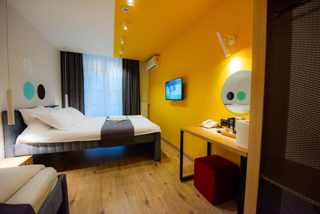 Hotel 4 Llulla 프리슈티나 외부 사진
